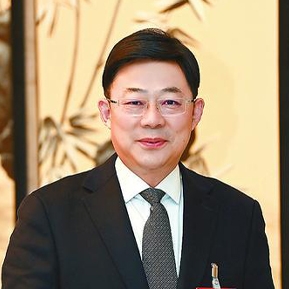 跨越转型谱新篇 勇当国企排头兵